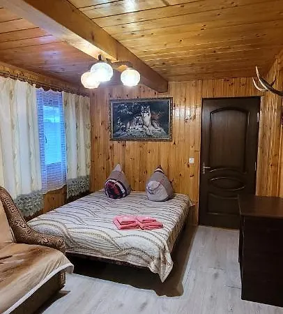 Kotiedzh U Mariny Lodge Jaremtsje