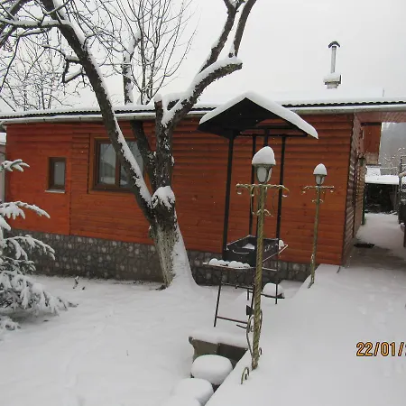 Kotiedzh U Mariny Lodge *
