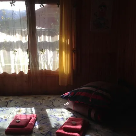 Kotiedzh U Mariny Lodge Jaremtsje