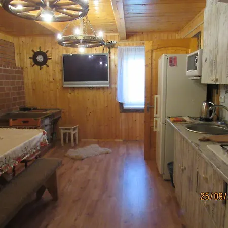 Kotiedzh U Mariny Lodge