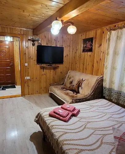 Orman Evi Kotiedzh U Mariny