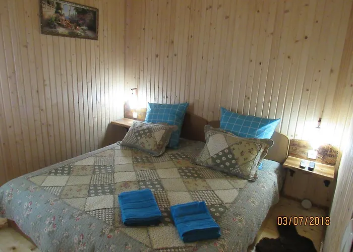 Kotiedzh U Mariny Orman Evi *