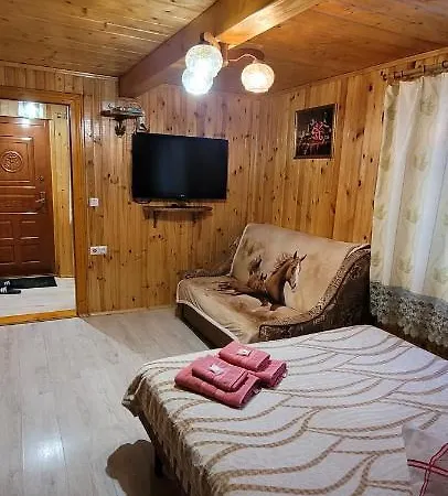 Orman Evi Kotiedzh U Mariny